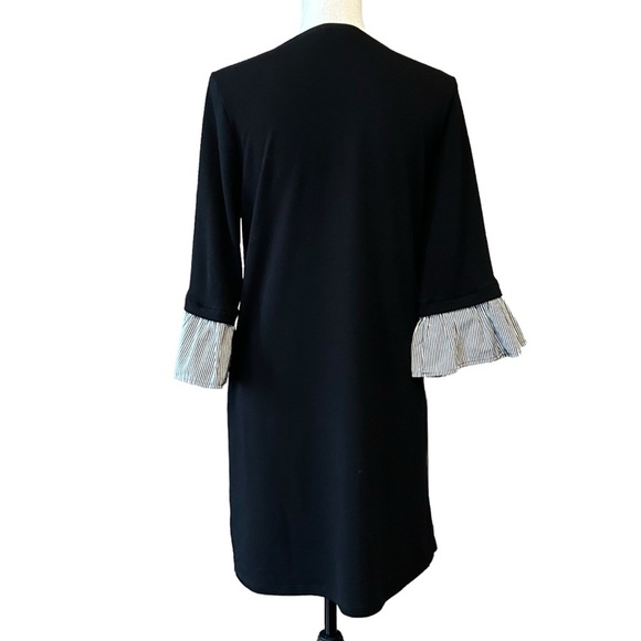 PLEIONE Stretch Knit Knee Length Dress with Bell Sleeves SZ Medium in Bl… - Picture 4 of 7